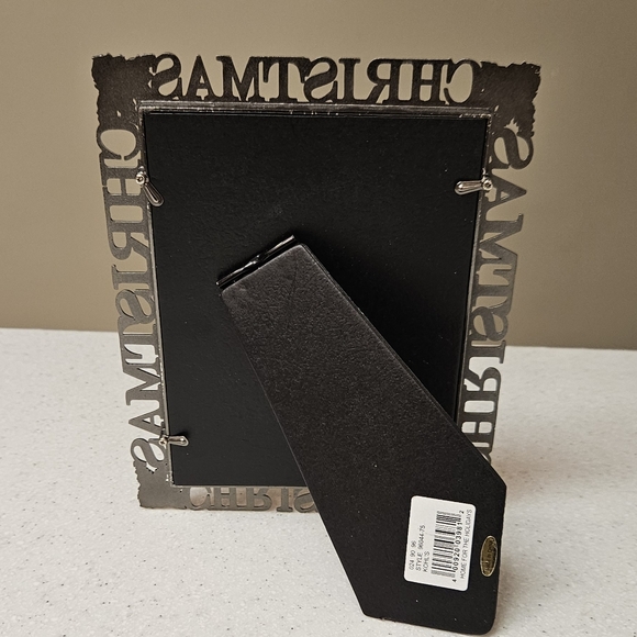 Christmas Holiday Photo Frame - Picture 3 of 7